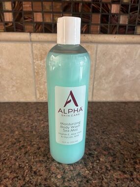 Moisturizing Body Wash - Sea Mist (Aqua)